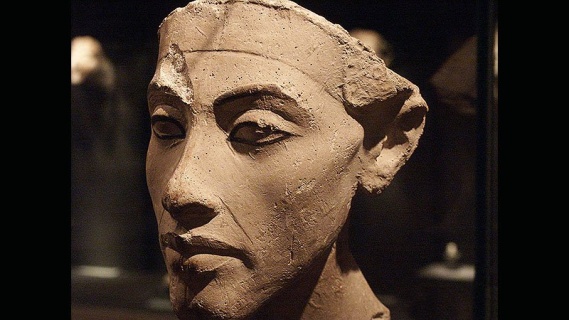 Akhenaton