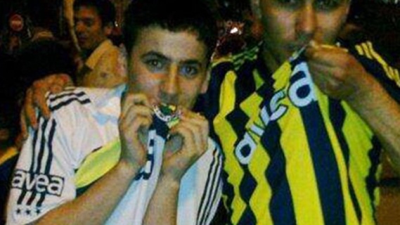Düşlerinde Özgür Dünya