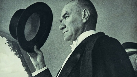 Rüyada Mustafa Kemal Atatürk Görmek