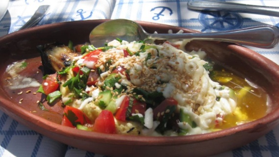 Cunda'da Yemek