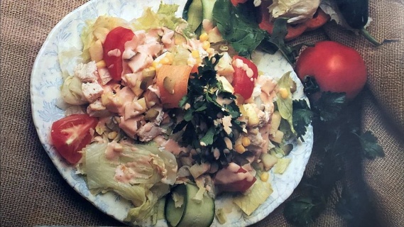 Elmalı Tavuk Salatası
