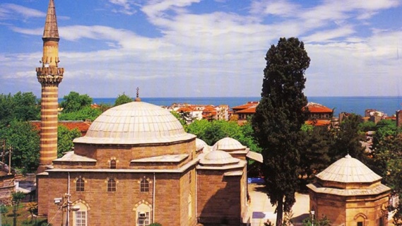 Gilbahar Hatun Camii ve Türbesi