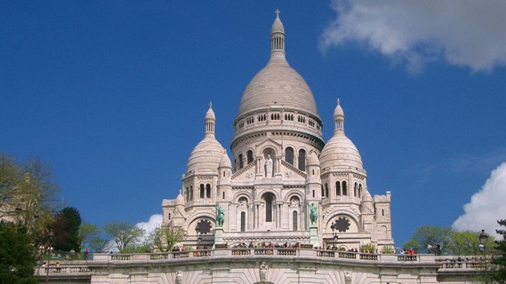 Sacre Coeur Kilisesi