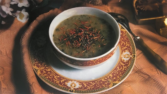 Sebzeli Karalahana Çorbası