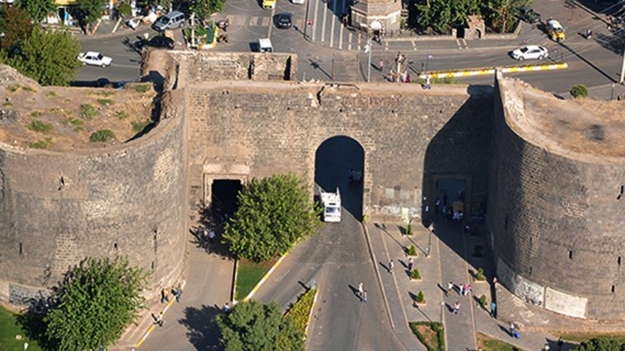 Diyarbakır Surları