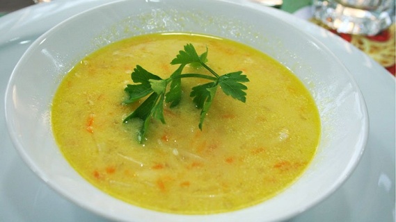Tavuk Suyu Çorbası
