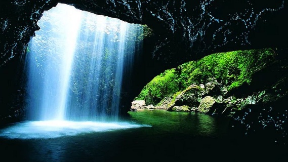 Waitomo Glowworm Mağarası, Yeni Zelanda