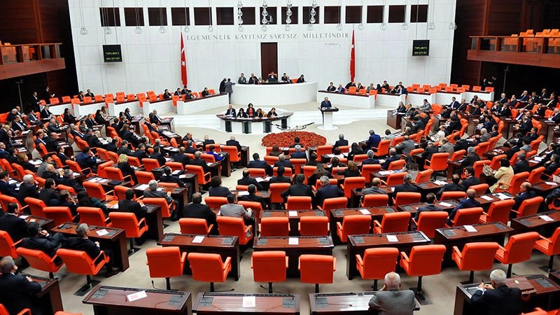 #BirKadınOlarakSusmayacağız