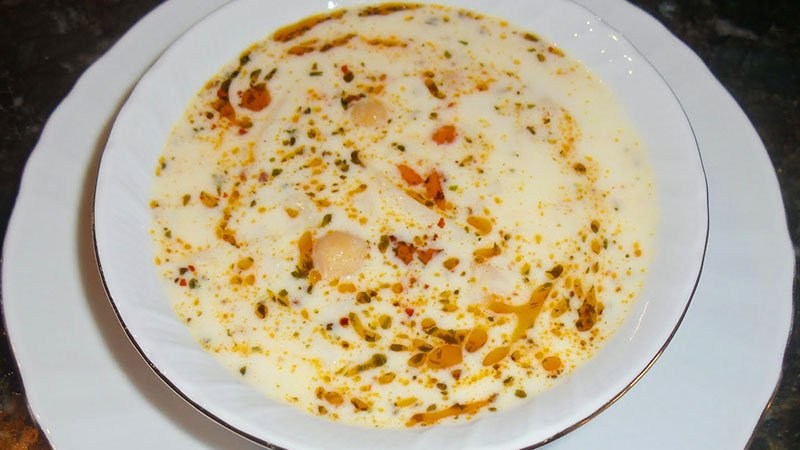 Erişte Çorbası